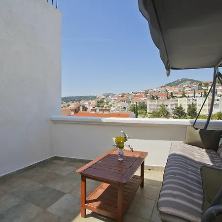 Vendégház And Art Deco Pape 3*